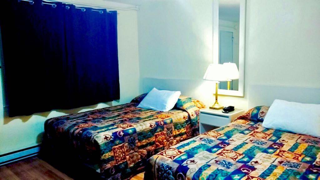 ווינדזור Leisure Motel מראה חיצוני תמונה